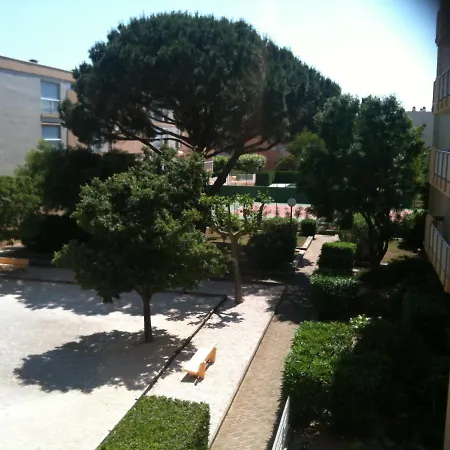 A Pied ! 150m Du Lavandou T3 Piscine Apartment Le Lavandou